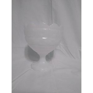 Napco 1185 milk glass candy dish
